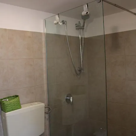 Chiave Di Violino Oda ve Kahvaltı Monopoli